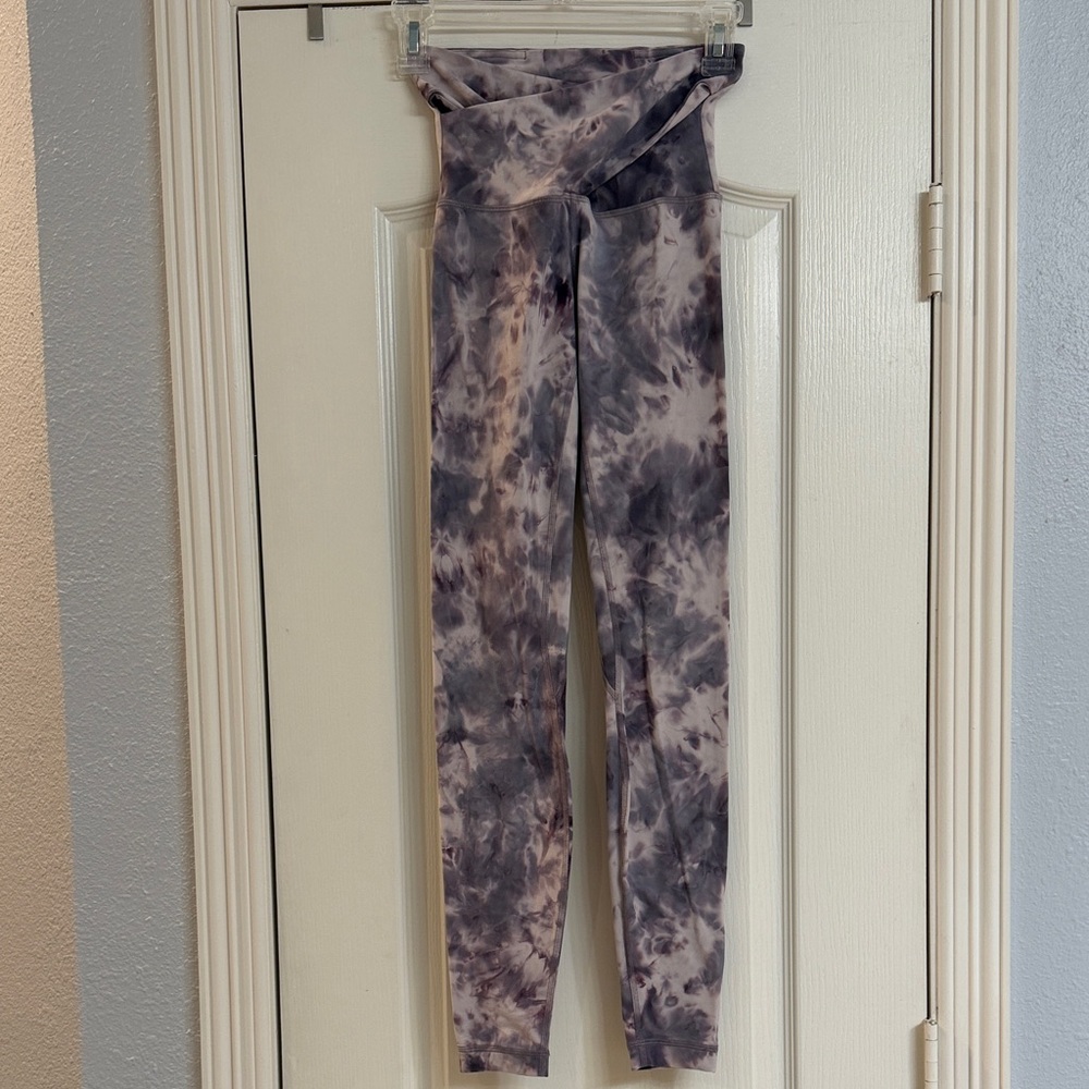 lululemon athletica Diamond Dye Align Criss Cross Waist Leggings